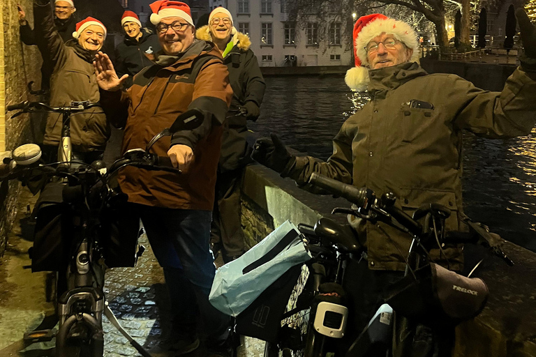 Bruges: Wicked Christmas Bike Tour Experience with a Local