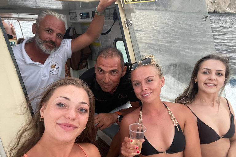 Zakynthos: Glass-Bottom Sunset Cruise with Wine Private Glass-Bottom Sunset Cruise with Wine
