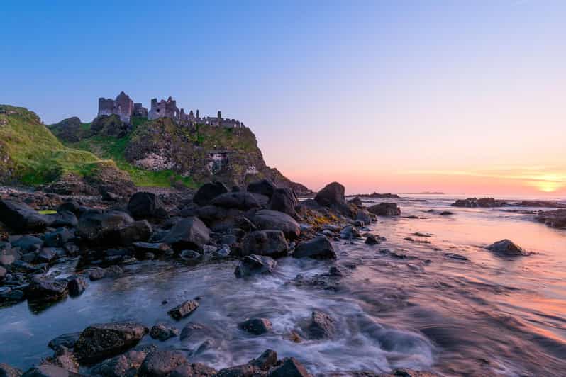 Giant's Causeway + Dark Hedges Day Tour