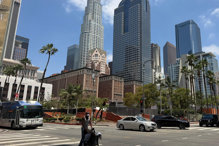 Los Angeles: Private Hollywood & Downtown Sightseeing Tour with a Local Extended (5.5 hours) + Griffith Observatory.