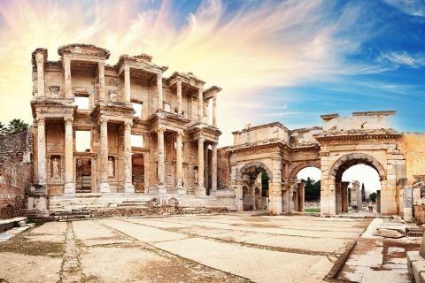 Efez i Dom Najświętszej Marii Panny na wyłączność - całodniowa wycieczka prywatnaPort Kuşadası / wyjazd z hotelu (w tym bilety wstępu)
