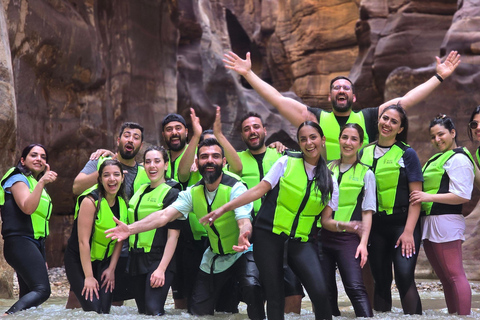 Wadi Mujib: Siq Trail Tour with Photography