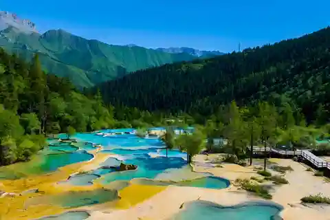 Chengdu: excursión privada en tren de 2 días por Huanglong y Jiuzhaigou