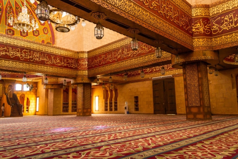 Scharm: Al Sahaba Moschee, Naama Bay, Alter Markt Private TourScharm: Private geführte Tour Sahaba Moschee & St. Mary Kirche