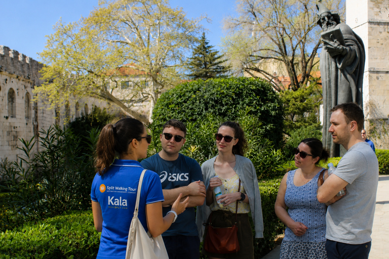 150-Min Split: Diocletian’s Palace, Markets & Fisherman Port Diocletian’s Palace, Markets & Fisherman Port GROUP TOUR