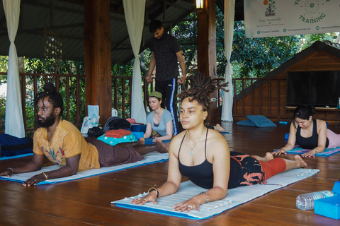 Traditional Yoga Retreat in Kathmandu with Temple Meditation 1 Month Yoga Retreat in Kathmandu