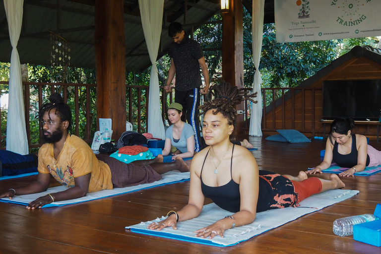 Traditional Yoga Retreat in Kathmandu with Temple Meditation 1 Month Yoga Retreat in Kathmandu