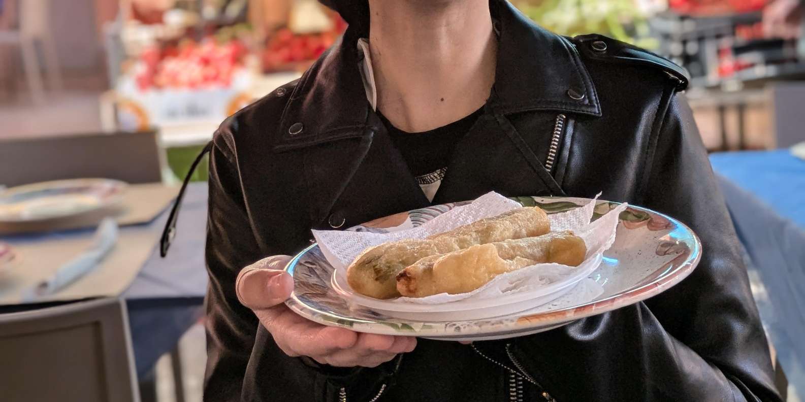 Palermo: Street Food Walking Tour with Local Guide & Tasting
