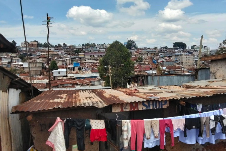 Nairobi: Community Tour with Rooftop Craft Exhibition