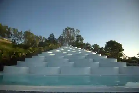 Bali : source thermale naturelle avec le premier jacuzzi pyramidal au monde