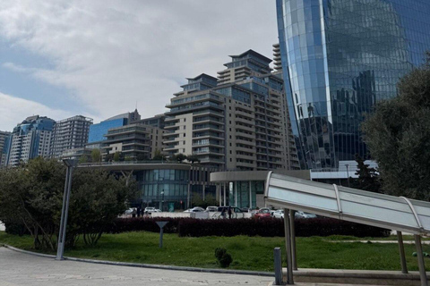 Modern Baku: Architecture & Urban Transformation Tour