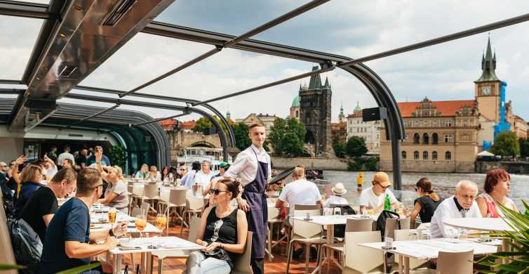 Praga: crociera sul fiume Moldava con pranzo