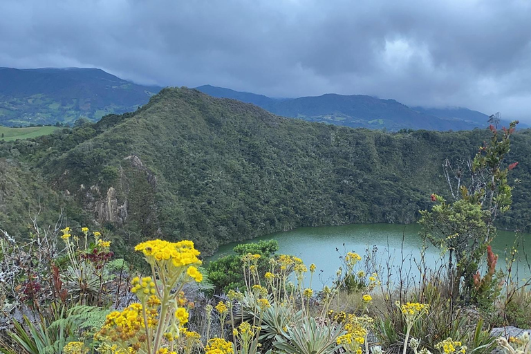 Bogotá in 2 Days: City Tour + Lake Guatavita and Salt Cathedral + Transport + Option 1: Shared Tour