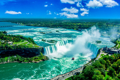 Toronto: Niagara Falls & Niagara-on-the-Lake Luxury Day Tour Toronto: Niagara Falls Day Tour with Hornblower Boat Cruise!