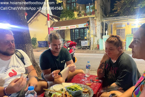 Hoi an food tour with 8 different street food tasting