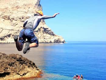 Alcudia: Coasteering Cliff Jumping
