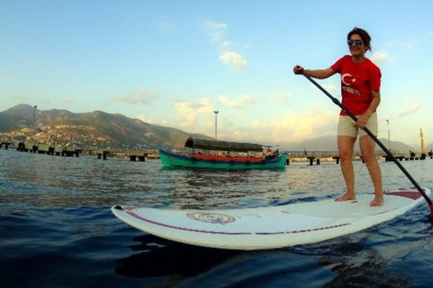 Alanya: Stand-Up-Paddling mit GuideAlanya: Stand-Up-Paddleboard-Erlebnis mit Guide