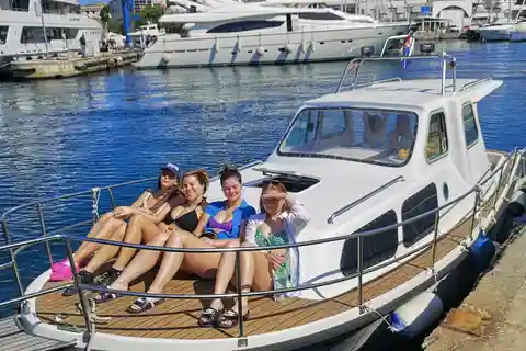 Zadar: Island hopping - półdniowa wycieczka łodzią z nurkowaniem z rurką