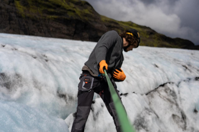 Sólheimajökull: Midnight Sun Glacier Walk with Guide
