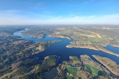 From Prague: Balloon ride with Champagne & Picnic
