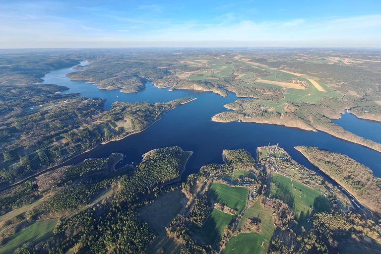 From Prague: Balloon ride with Champagne & Picnic