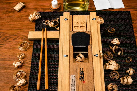Tokyo: Asakusa Kimono Rental & Chopstick Making Experience - Image 2