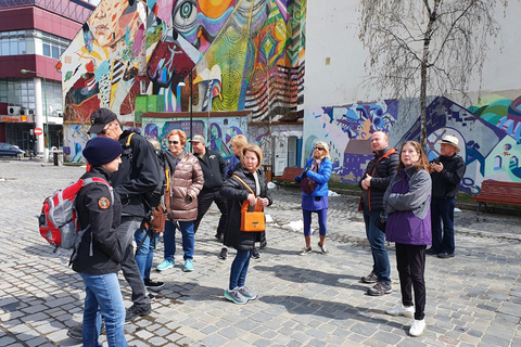 Von Bukarest aus: 9-tägige private geführte Tour durch RumänienStandard Option