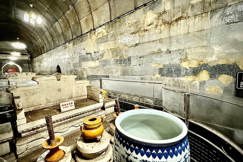 Beijing: Longqing Gorge, Ming Tombs & Lunch Private Day Tour