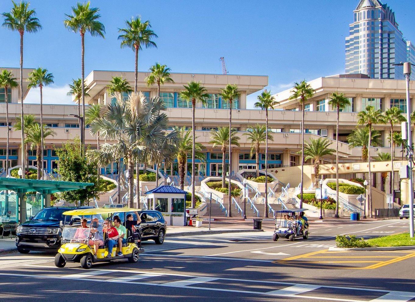 Tampa: Guidet byrundtur i Deluxe Street Golf Cart