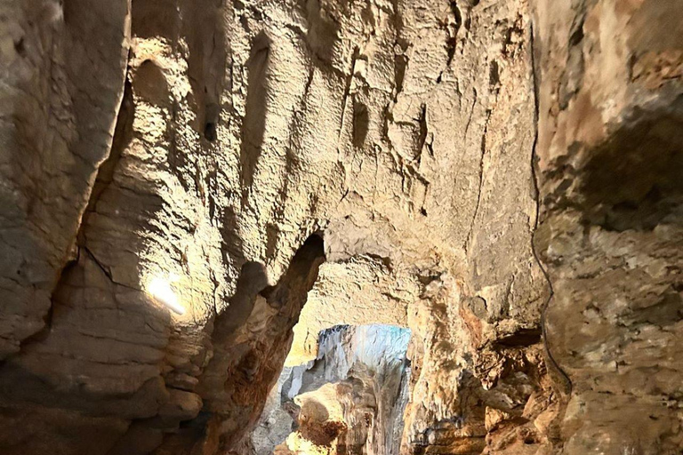 From Albir, Benidorm & Calpe: Jalon & Caves of Skulls Tour From Calpe with Meeting Point at Suitopia