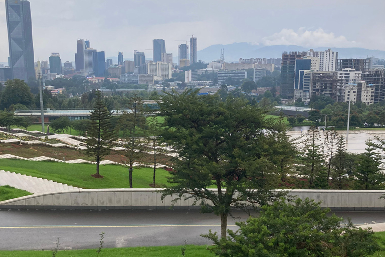 Addis Abeba: Historyczne wycieczki piesze z Danielem