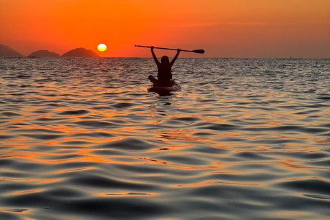 Paddla i soluppgången i Rio – eller under dagenPaddelsurfing i Rio vid soluppgången – eller under dagen
