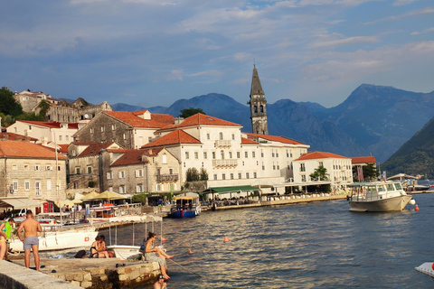 Kotor & Perast: Private Tour with Boat Trip & Oyster Lunch