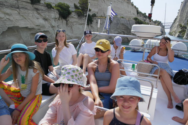 Crociera sul Canale di Corinto: porti antichi, acque cristalline e storiaCrociera sul Canale di Corinto: antichi porti, acque cristalline e storia