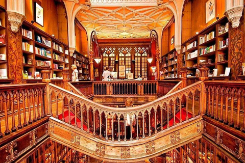 Porto: Visit the Lello bookshop and take a cruise Porto: Visit Lello Bookstore and take a Cruise