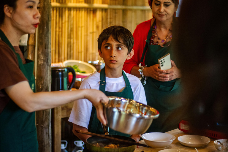 Hoi An: Cooking Class, Market Tour, Fishing & Basket Boating Private Culinary Journey