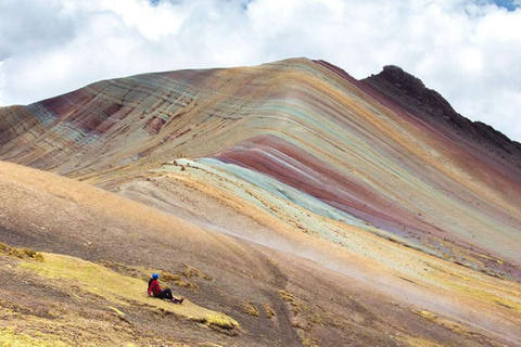 Hiking in the colored mountain of Palcoyo + stone forests