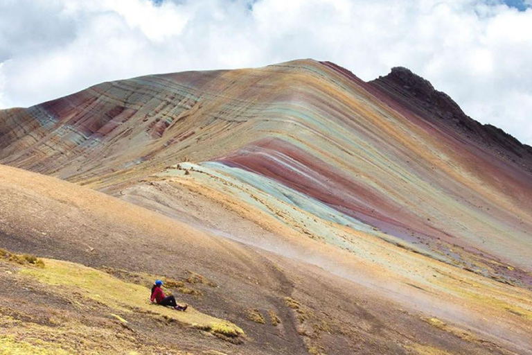 Hiking in the colored mountain of Palcoyo + stone forests