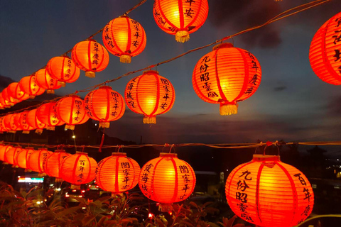 From Taipei: Jiufen and Shifen Day Trip with Guide Bus tour