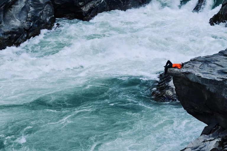 Tiger Leaping Gorge Trekking in the Canyon