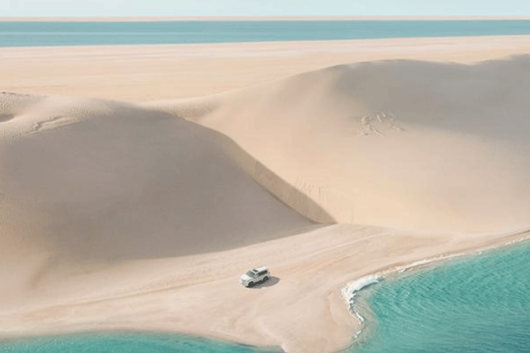 Découvrez le sable et la plage avec le DuneBashing, le Sandboard et la prise en charge