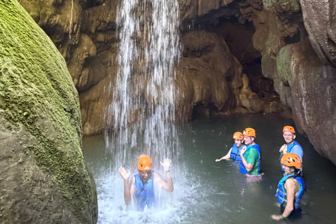 Vega Baja: Highlights views and Guided Tour in Caves