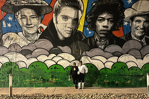 Nashville: Model-T Golf Cart Murals and Instagram Photo Tour
