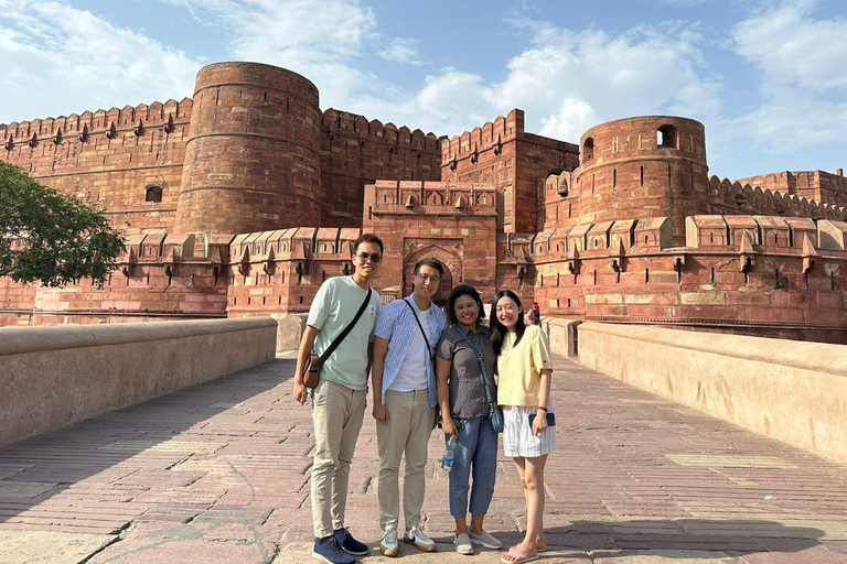 Agra: Full Day Private City guided Tour Tour with AC Car, Driver, Guide, Entrance and Lunch