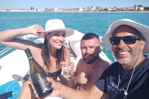 Cagliari: Devil’s Saddle Boat Tour with 4 Stops and Prosecco Cagliari: Sunset Boatour,Last Dive at Devil's Saddle eDrinks