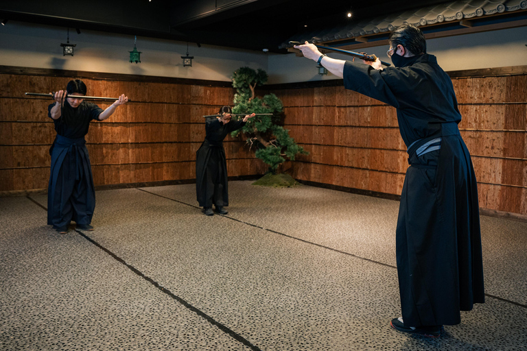 Samurai Ninja Museum Shinjuku: Samurai Sword Lesson & Tour