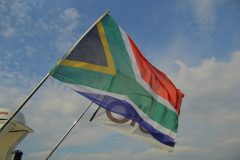 Hartbeespoort Dam: The Luxury Alba Boat Cruise with Food Hartebeespoort Dam: The Alba Lunch Boat Cruise with Food