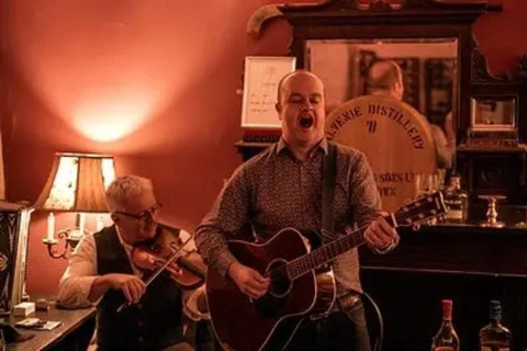 Inverness: Highlander Show with Whisky or Food Tasting Inverness: Highlander Show with Whisky Tasting