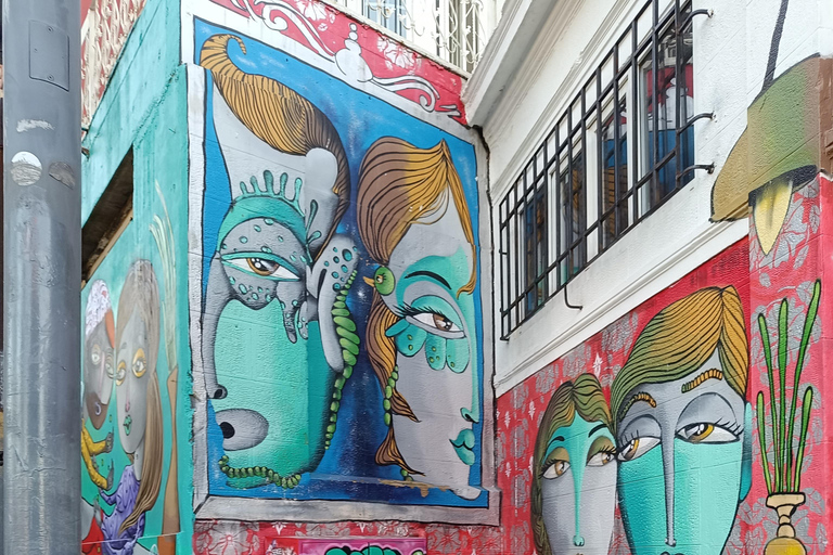 Valparaiso sightseeing tour by car: comfortable, safe, and flexible