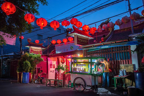 Jakarta Nights Food Tour with 15+ Tastings